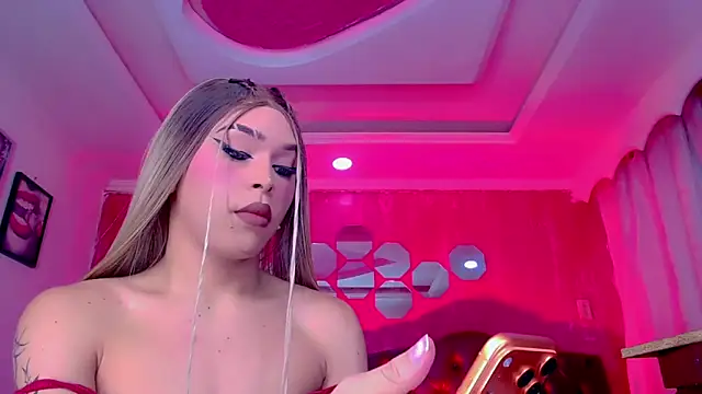 TiffanyMackensyy online show from 04.30.26