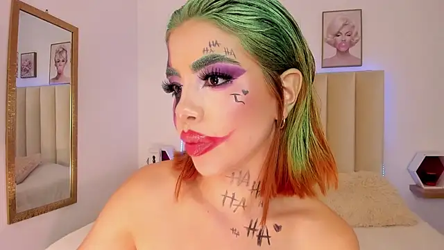 Catvalentine  online show from 11.01.25