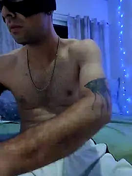 Snapshot of casaloucuras chatting on 12.29.24 casaloucuras online show from 12.29.24