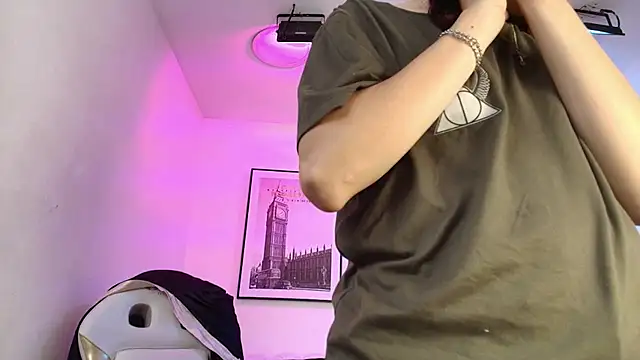 Theia moon online show from 12.28.24