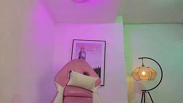 Theia moon online show from 02.19.25