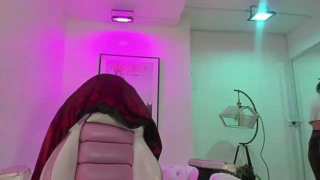 Theia moon online show from 03.18.25