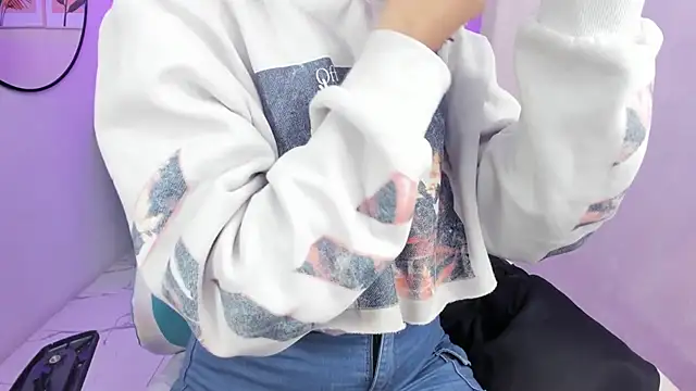 Theia moon online show from 10.13.25