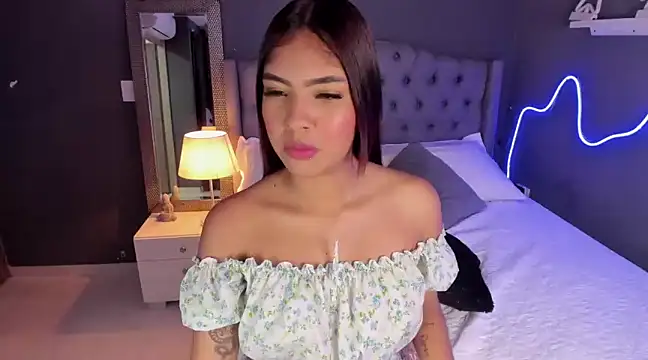 MadyLust online show from 01.31.25