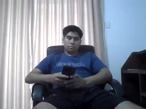 Snapshot of estudiante69 chatting on 12.09.24 estudiante69 online show from 12.09.24