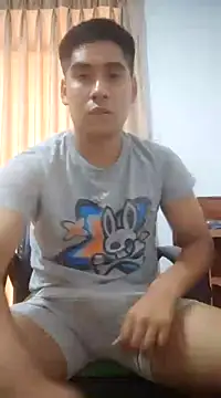 Snapshot of estudiante69 chatting on 12.26.24 estudiante69 online show from 12.26.24