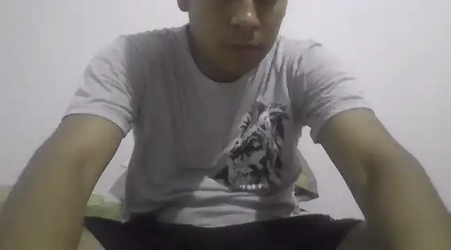 Snapshot of estudiante69 chatting on 02.06.25 estudiante69 online show from 02.06.25