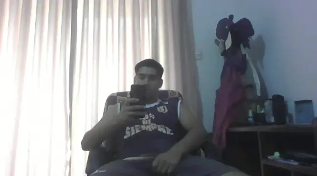 Snapshot of estudiante69 chatting on 02.12.25 estudiante69 online show from 02.12.25