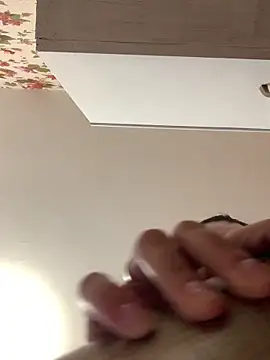 MiraMiss online show from 12.14.25