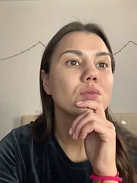 MiraMiss online show from 02.03.26