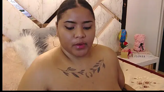 Snapshot of RAVENDIPAUL chatting on 03.19.25 RAVENDIPAUL online show from 03.19.25