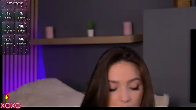 VixenAmour online show from 02.04.25