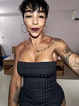 Snapshot of Alison_fitness chatting on 03.18.25 Alison fitness online show from 03.18.25