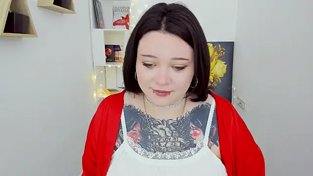 MoonLghte online show from 02.18.25