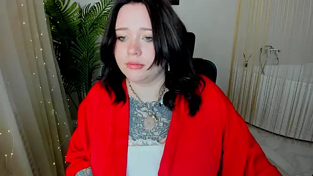 MoonLghte online show from 02.25.25