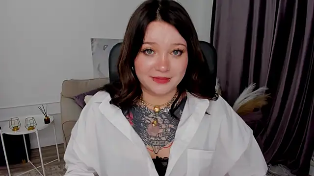 MoonLghte online show from 03.13.25