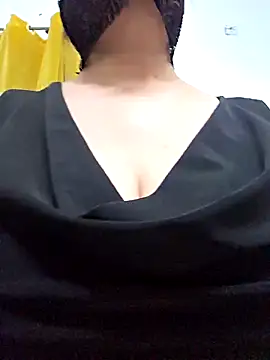 Snapshot of big_yoyo chatting on 02.25.26 big yoyo online show from 02.25.26