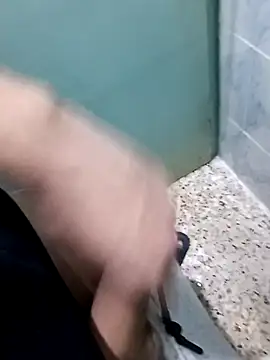 Snapshot of Steve98768 chatting on 12.19.24 Steve98768 online show from 12.19.24