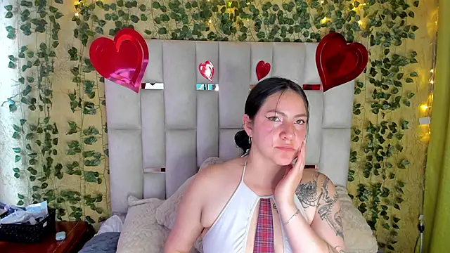 jenifer  power10 online show from 02.20.25