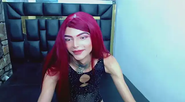 Snapshot of Luna_and_valery chatting on 01.10.25 Luna and valery online show from 01.10.25