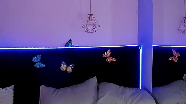 Anastasia Whitee online show from 01.15.26