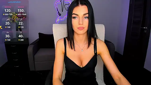 Angelina Clarks online show from 03.19.25