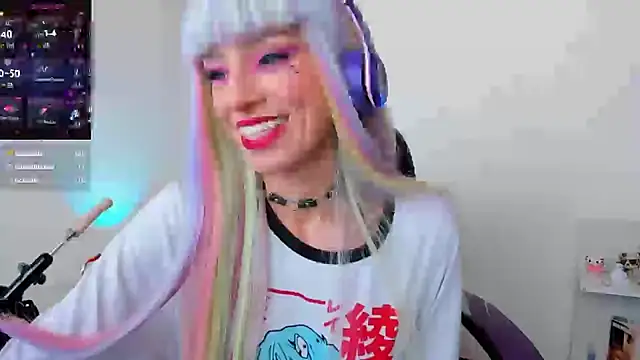 Snapshot of aiko_mori chatting on 09.21.25 aiko mori online show from 09.21.25