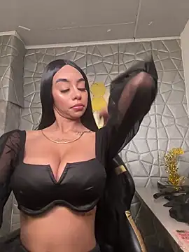 Tiffanny online show from 03.09.25