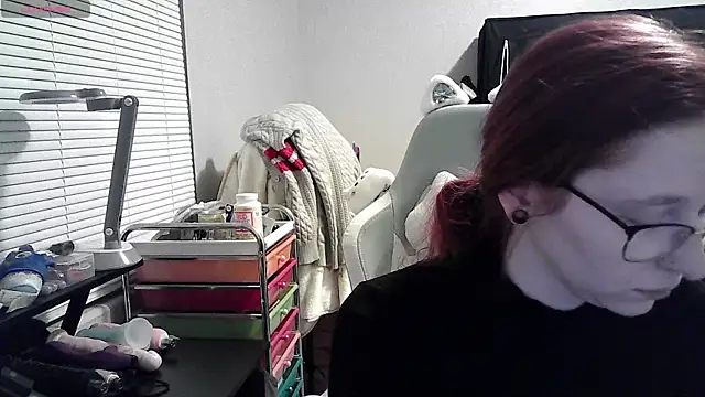 Snapshot of LilyFoxxx chatting on 01.22.25 LilyFoxxx online show from 01.22.25
