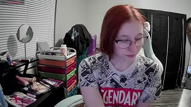 Snapshot of LilyFoxxx chatting on 02.05.25 LilyFoxxx online show from 02.05.25