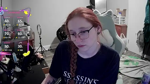 Snapshot of LilyFoxxx chatting on 09.26.25 LilyFoxxx online show from 09.26.25
