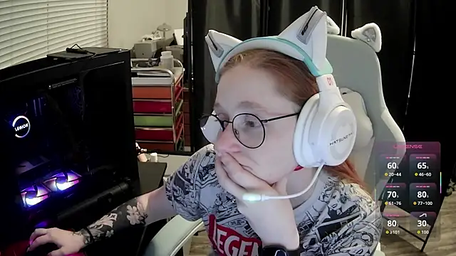 LilyFoxxx online show from 06.20.26