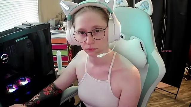 LilyFoxxx online show from 07.03.26