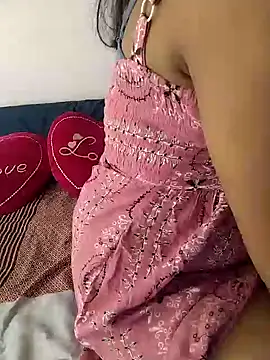 Snapshot of Aaliyalove1 chatting on 02.09.25 Aaliyalove1 online show from 02.09.25