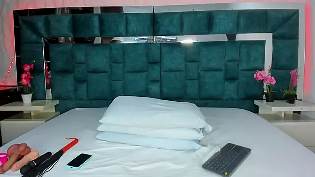 valtira nova online show from 09.10.25