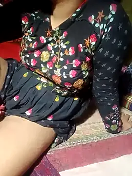 Snapshot of Super-Couple chatting on 03.07.25 Super-Couple online show from 03.07.25