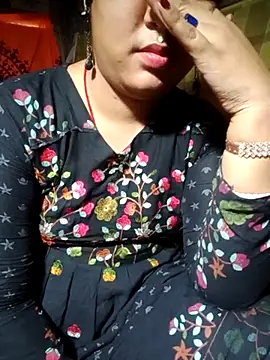 Snapshot of Super-Couple chatting on 03.08.25 Super-Couple online show from 03.08.25