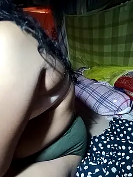 Snapshot of Super-Couple chatting on 03.08.25 Super-Couple online show from 03.08.25