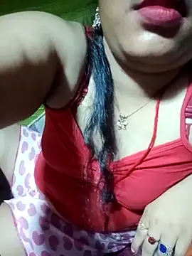 Snapshot of Super-Couple chatting on 03.21.25 Super-Couple online show from 03.21.25