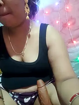 Snapshot of Super-Couple chatting on 11.07.25 Super-Couple online show from 11.07.25