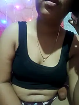 Snapshot of Super-Couple chatting on 11.24.25 Super-Couple online show from 11.24.25