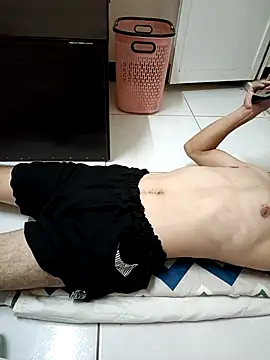 Snapshot of chiata410 chatting on 10.08.25 chiata410 online show from 10.08.25