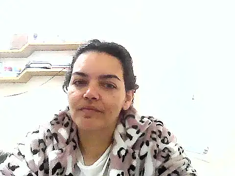 Snapshot of escritorasafada chatting on 11.26.25 escritorasafada online show from 11.26.25