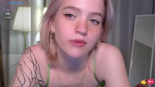 lolly pie online show from 03.04.25