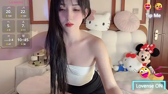 Unique-yiyi online show from 01.22.25