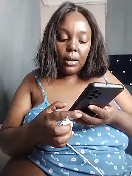 Snapshot of CHERRYYUMMY chatting on 12.15.25 CHERRYYUMMY online show from 12.15.25