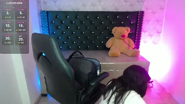 Sofi hot 4m online show from 10.06.25