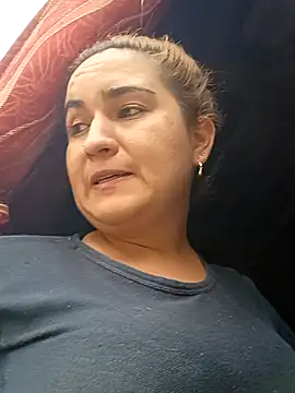 Snapshot of alexax0 chatting on 02.01.25 alexax0 online show from 02.01.25