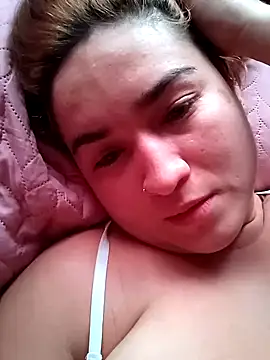 Snapshot of alexax0 chatting on 02.02.25 alexax0 online show from 02.02.25