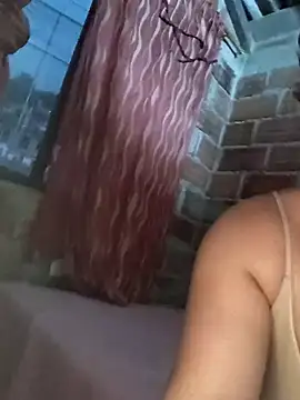 Snapshot of alexax0 chatting on 02.04.25 alexax0 online show from 02.04.25